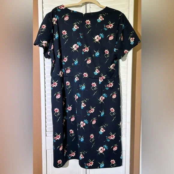 Ann Taylor LOFT outlet womens size 16 navy blue floral pocket midi dress NWT